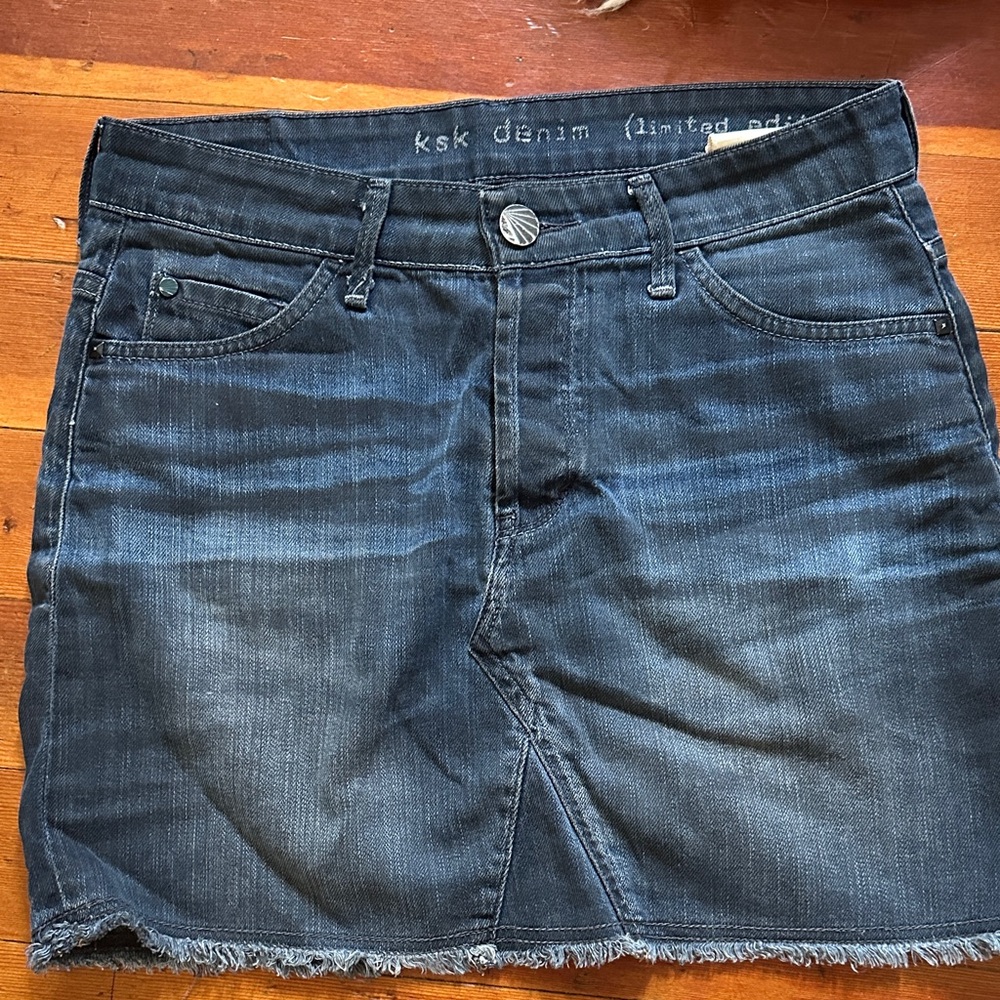 Dark washed denim Skirt